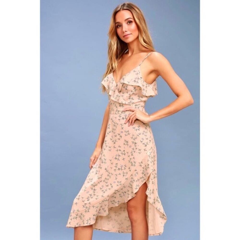Lulus women’s blooming love high low midi dress soft florals ruffle size medium